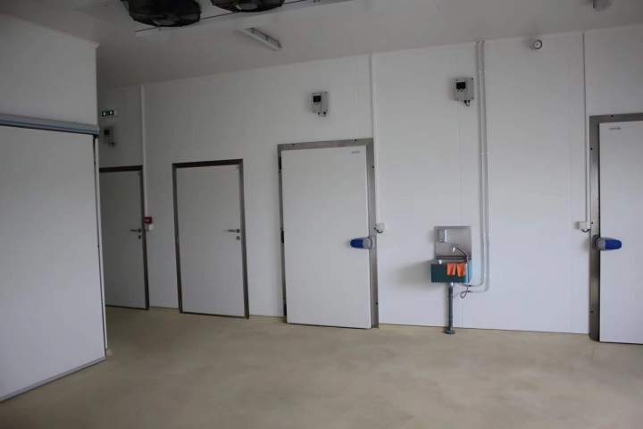 Montage de portes frigorifiques Besançon